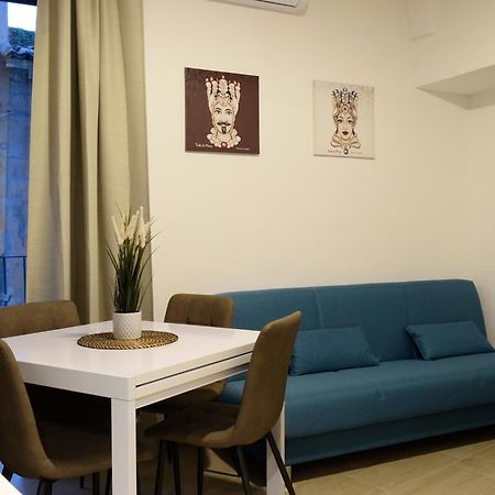 카타니아 La Casa Di Carta Al Duomo 아파트 외부 사진