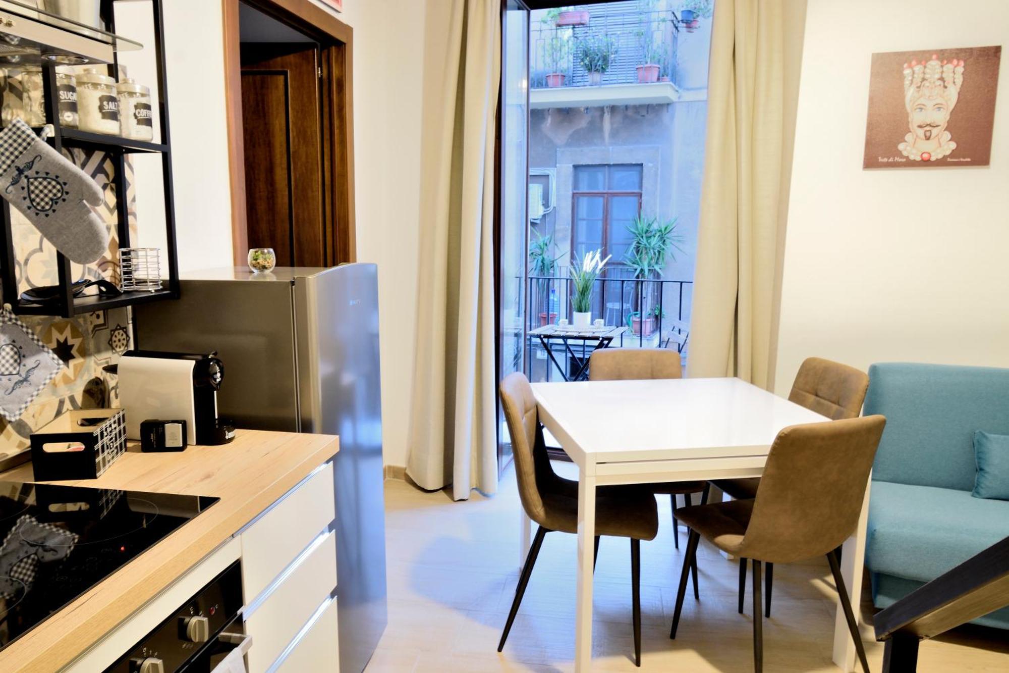 카타니아 La Casa Di Carta Al Duomo 아파트 외부 사진